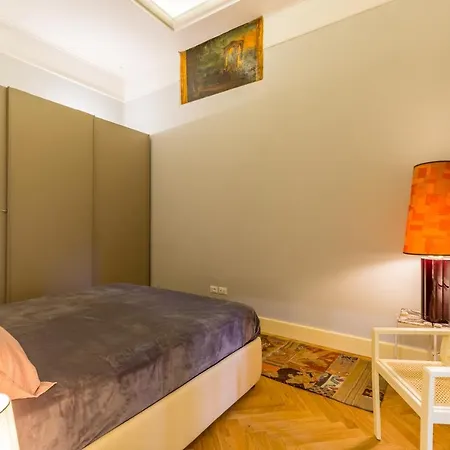 Donna Costanza - Stylish And Panoramic Flat *