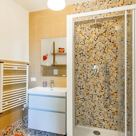 Donna Costanza - Stylish And Panoramic Flat *