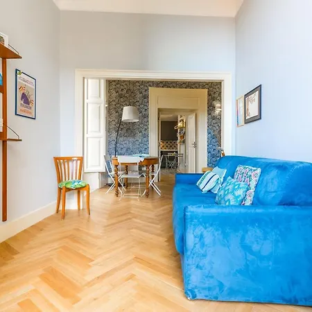 Donna Costanza - Stylish And Panoramic Flat *